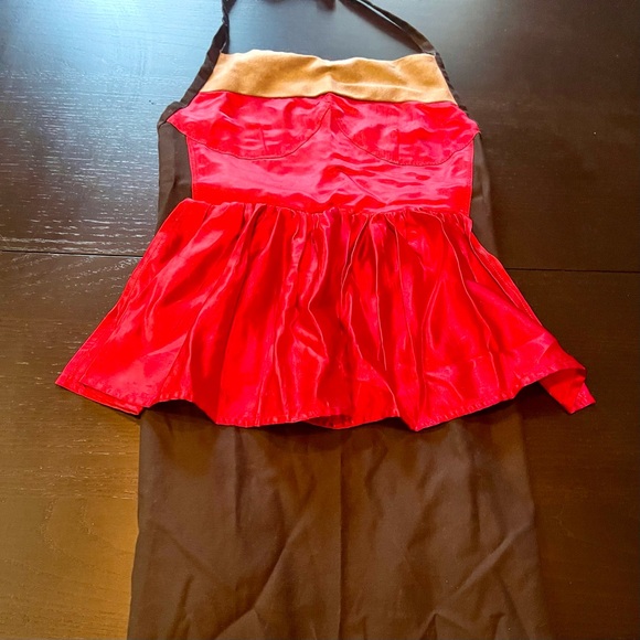 Red and Beige Apron - Picture 3 of 7